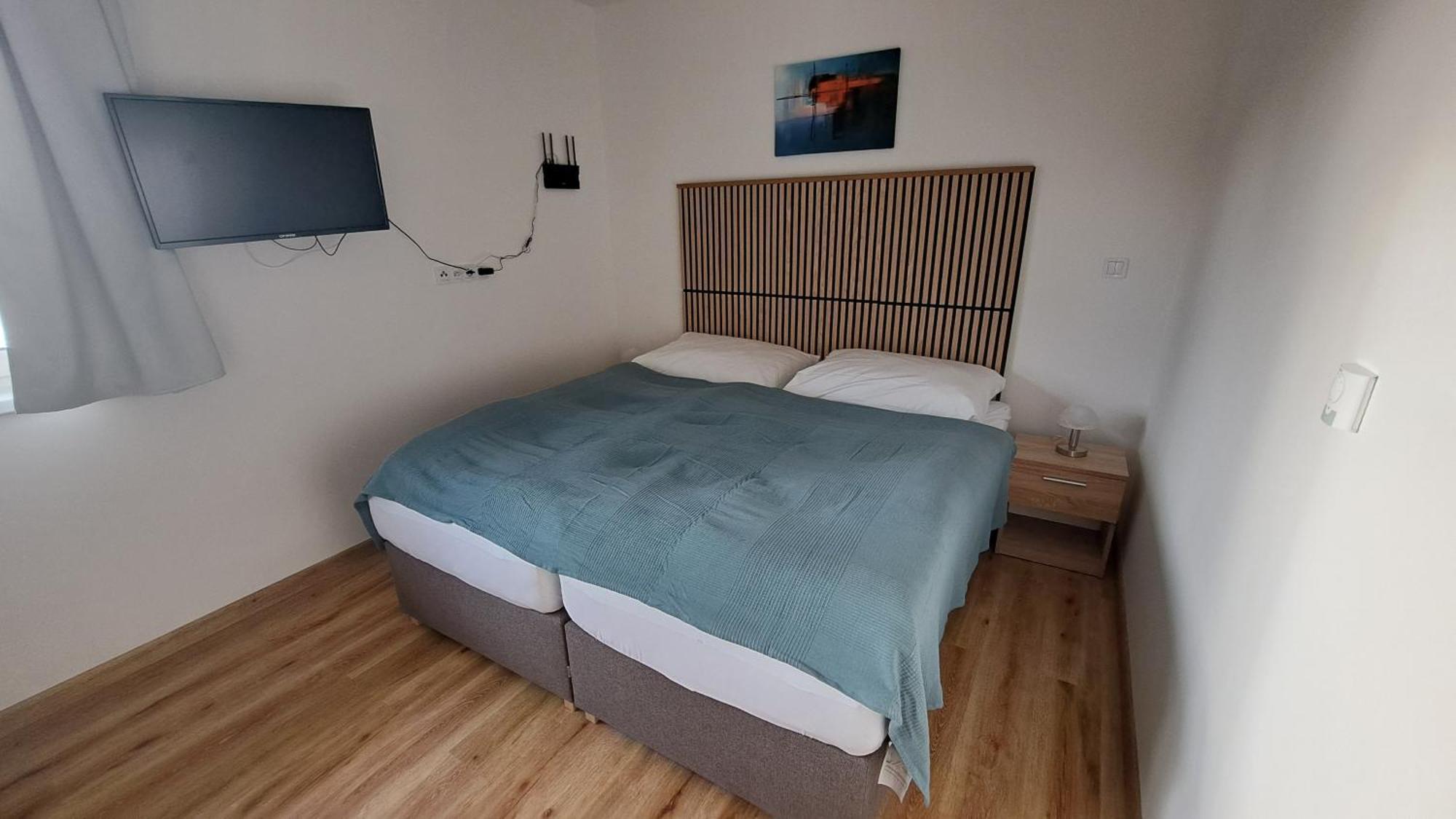 Apartmany - Male Lipno Černá v Pošumaví Стая снимка